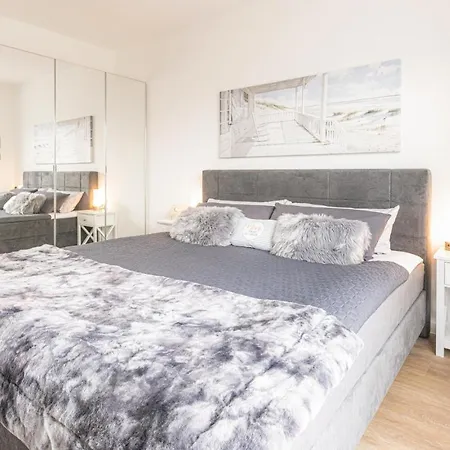 Awesome In Bsum With 2 Bedrooms, Wifi&sauna * Büsum